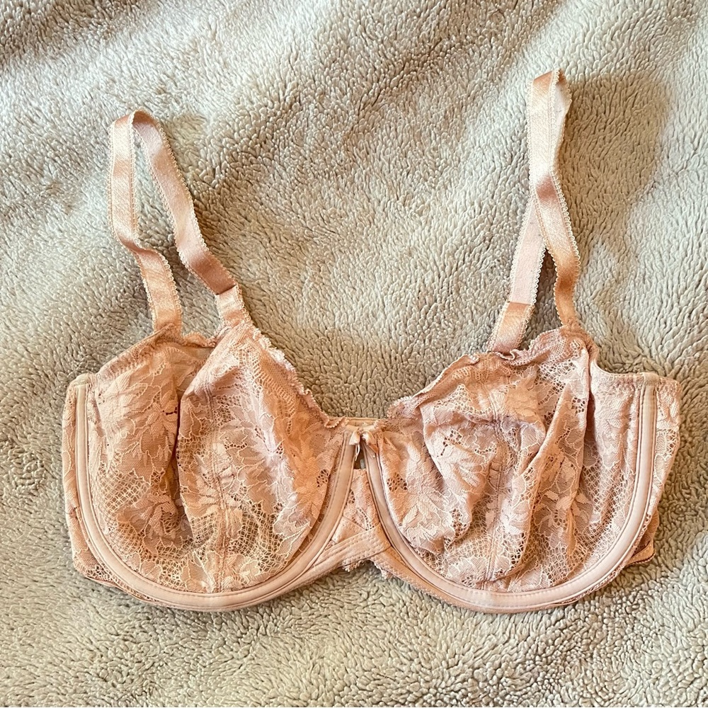 Wacoal Fire and Lace Bra 38 DDD
